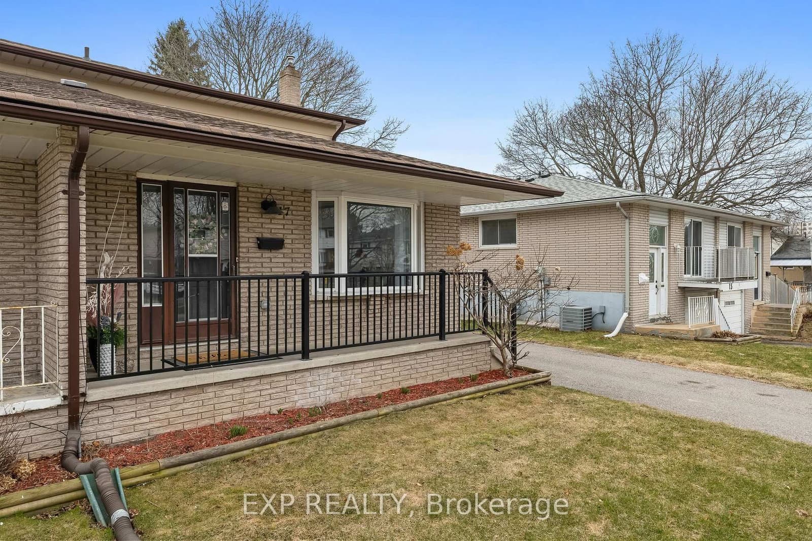 17 Lawrence Cres, Bowmanville