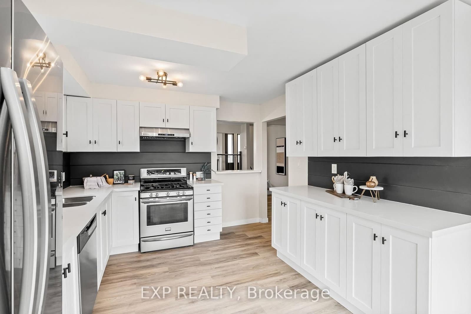 17 Lawrence Cres, Bowmanville - Photo 17 of 40
