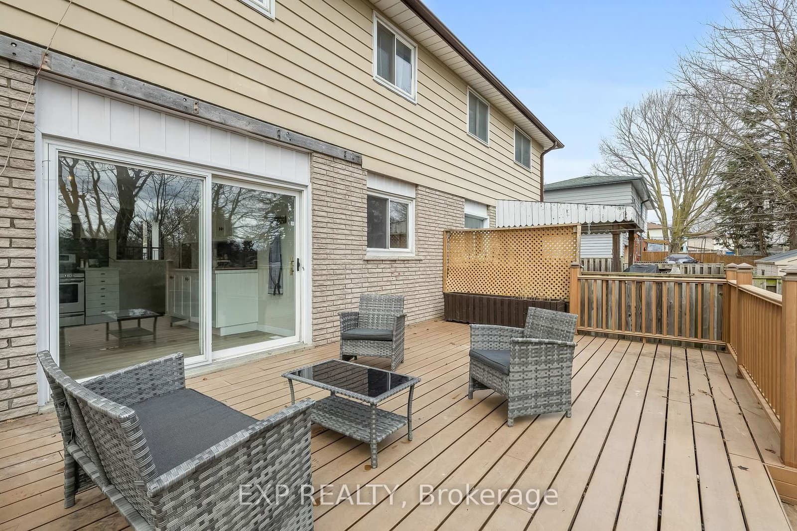 17 Lawrence Cres, Bowmanville - Photo 38 of 40