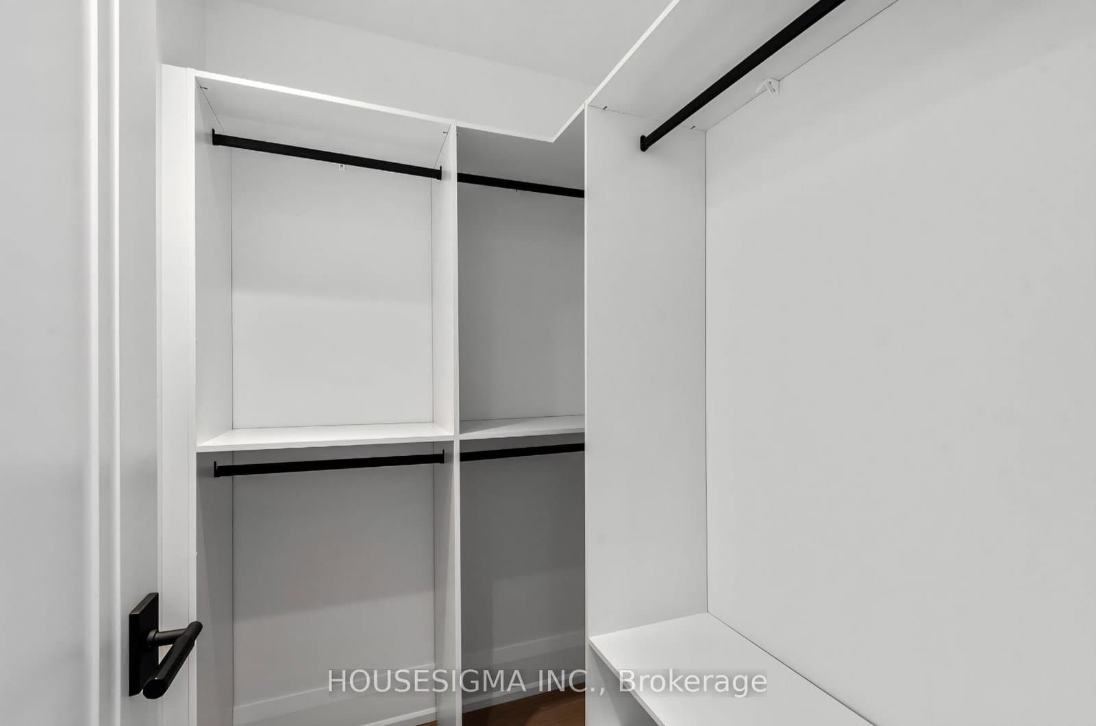 180 Glenwood Cres, Toronto - Photo 19 of 34