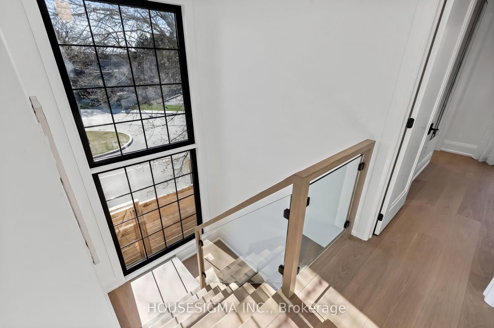 180 Glenwood Cres, Toronto - Photo 29 of 34