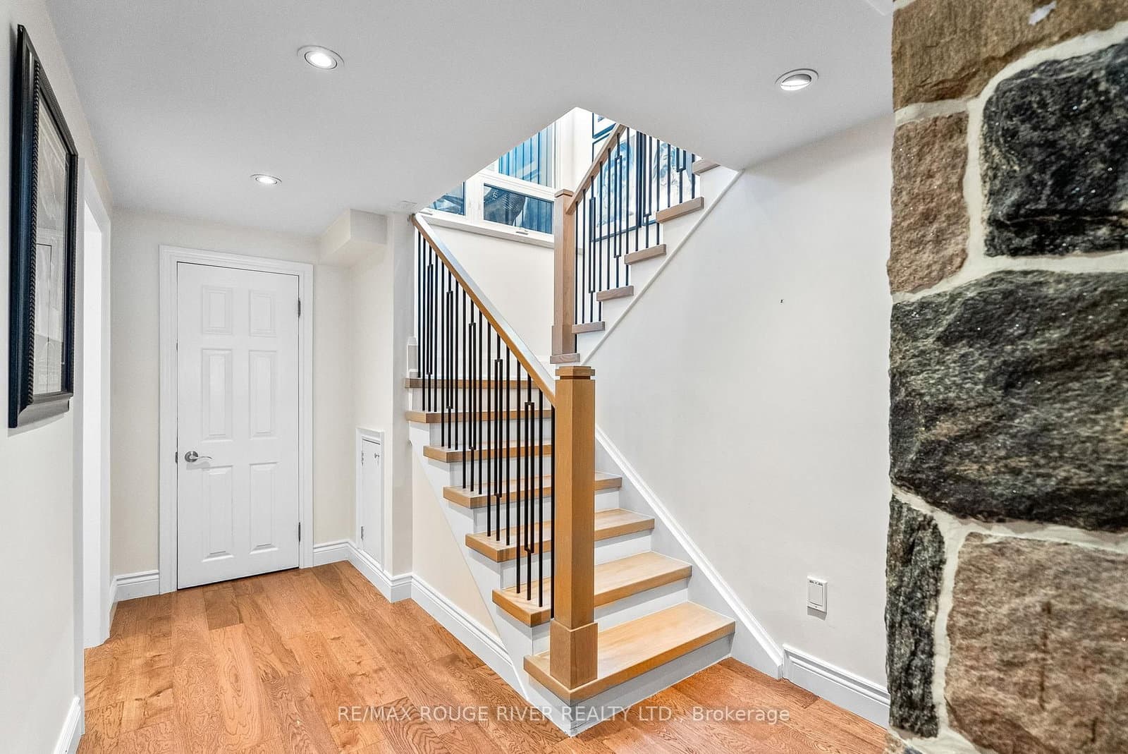 19 Ambleside Dr, Port Perry - Photo 27 of 40