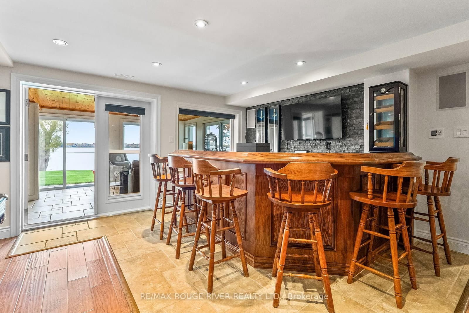 19 Ambleside Dr, Port Perry - Photo 31 of 40