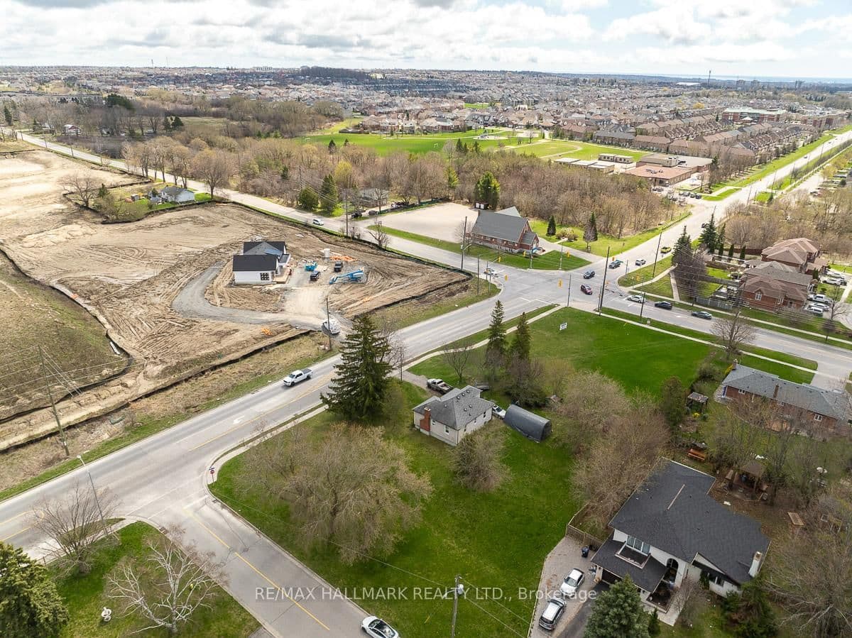 2030 Ritson Rd North, Oshawa - Photo 5 of 33
