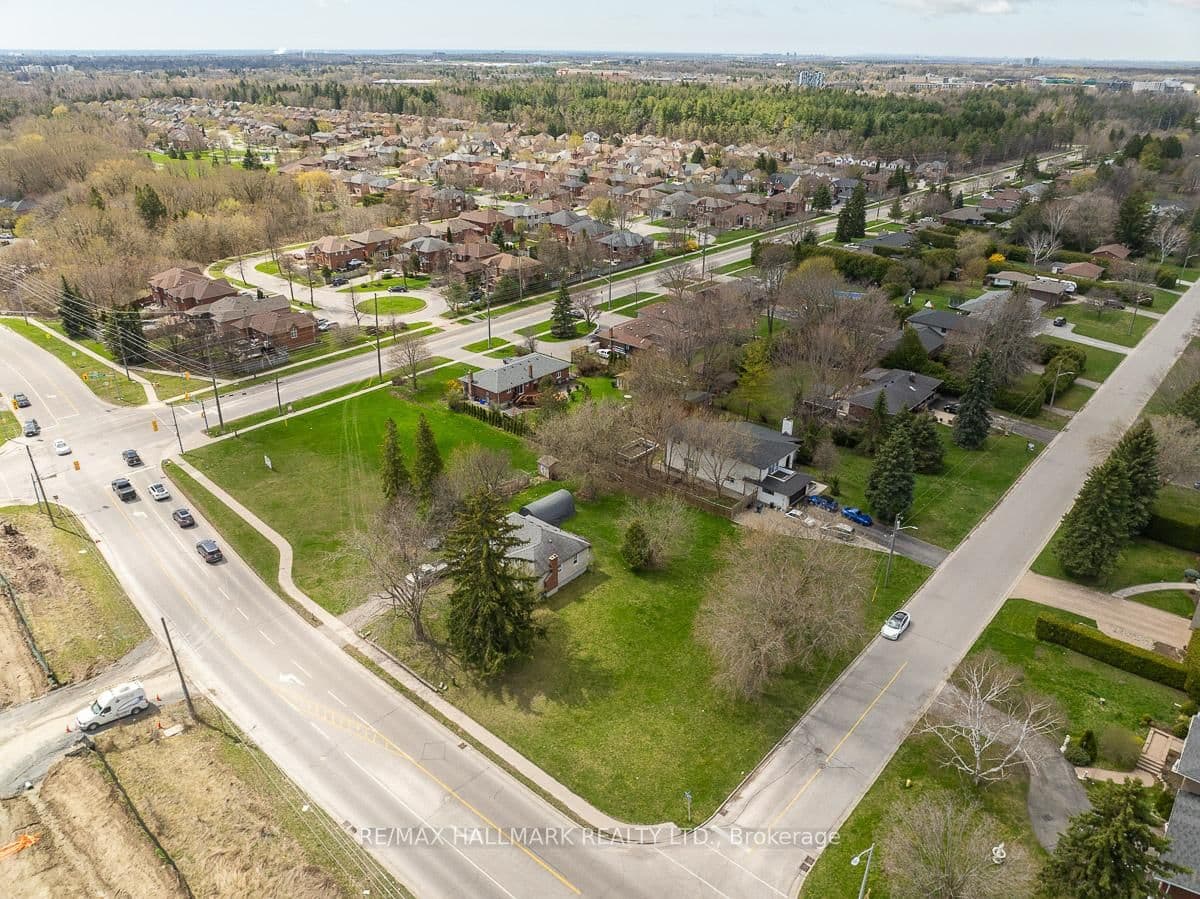 2030 Ritson Rd North, Oshawa - Photo 10 of 33