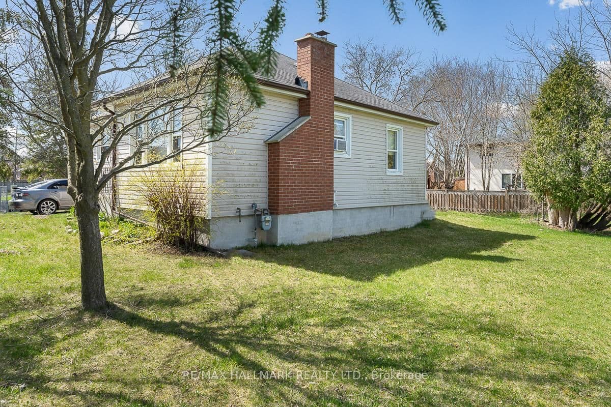 2030 Ritson Rd North, Oshawa - Photo 19 of 33