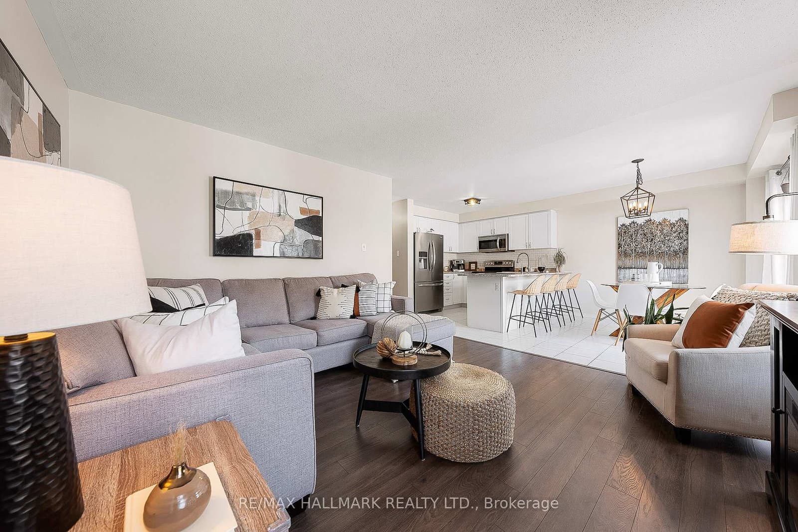 204 South Ocean Dr, Oshawa - Photo 21 of 40