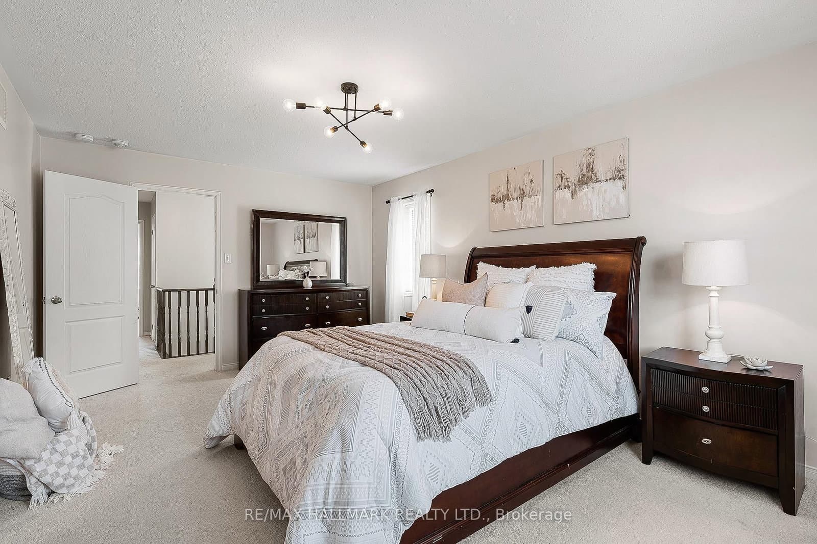 204 South Ocean Dr, Oshawa - Photo 26 of 40