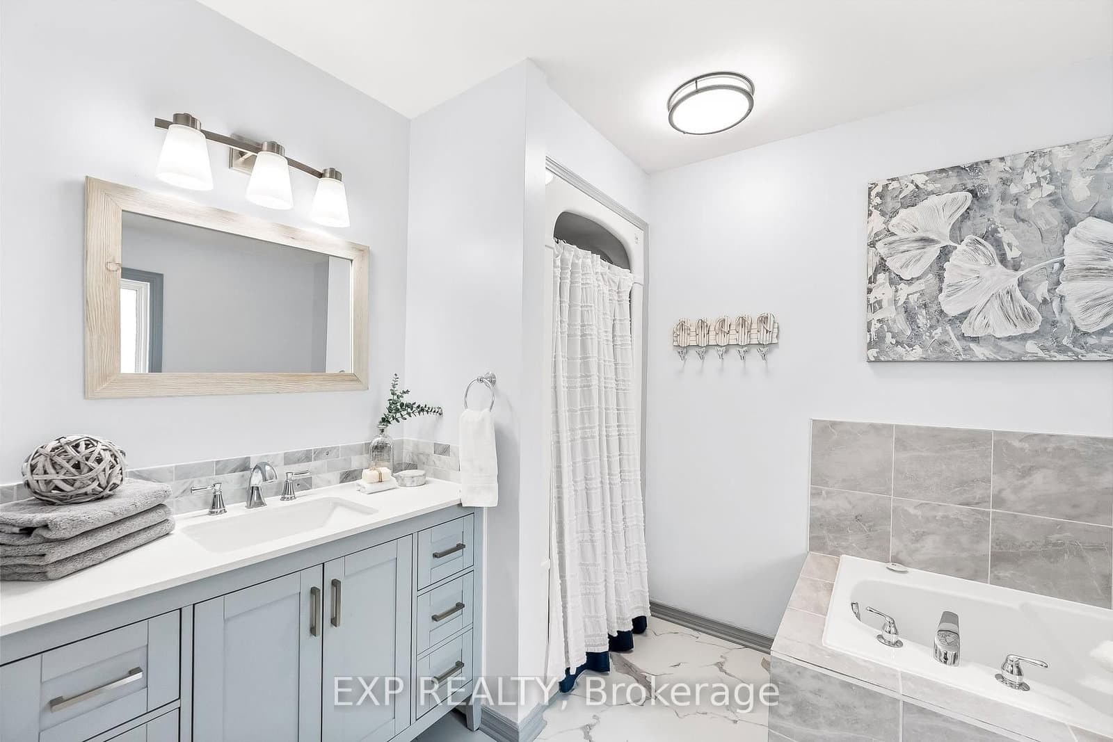 217 High St, Bowmanville - Photo 29 of 40