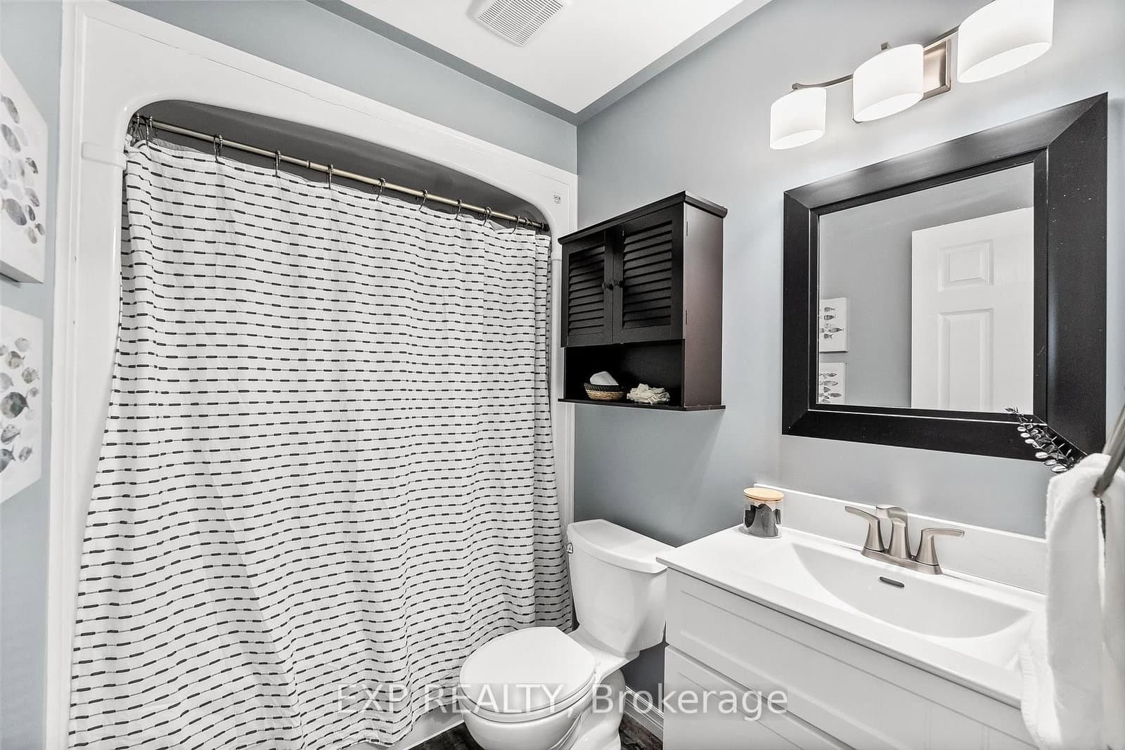 217 High St, Bowmanville - Photo 35 of 40
