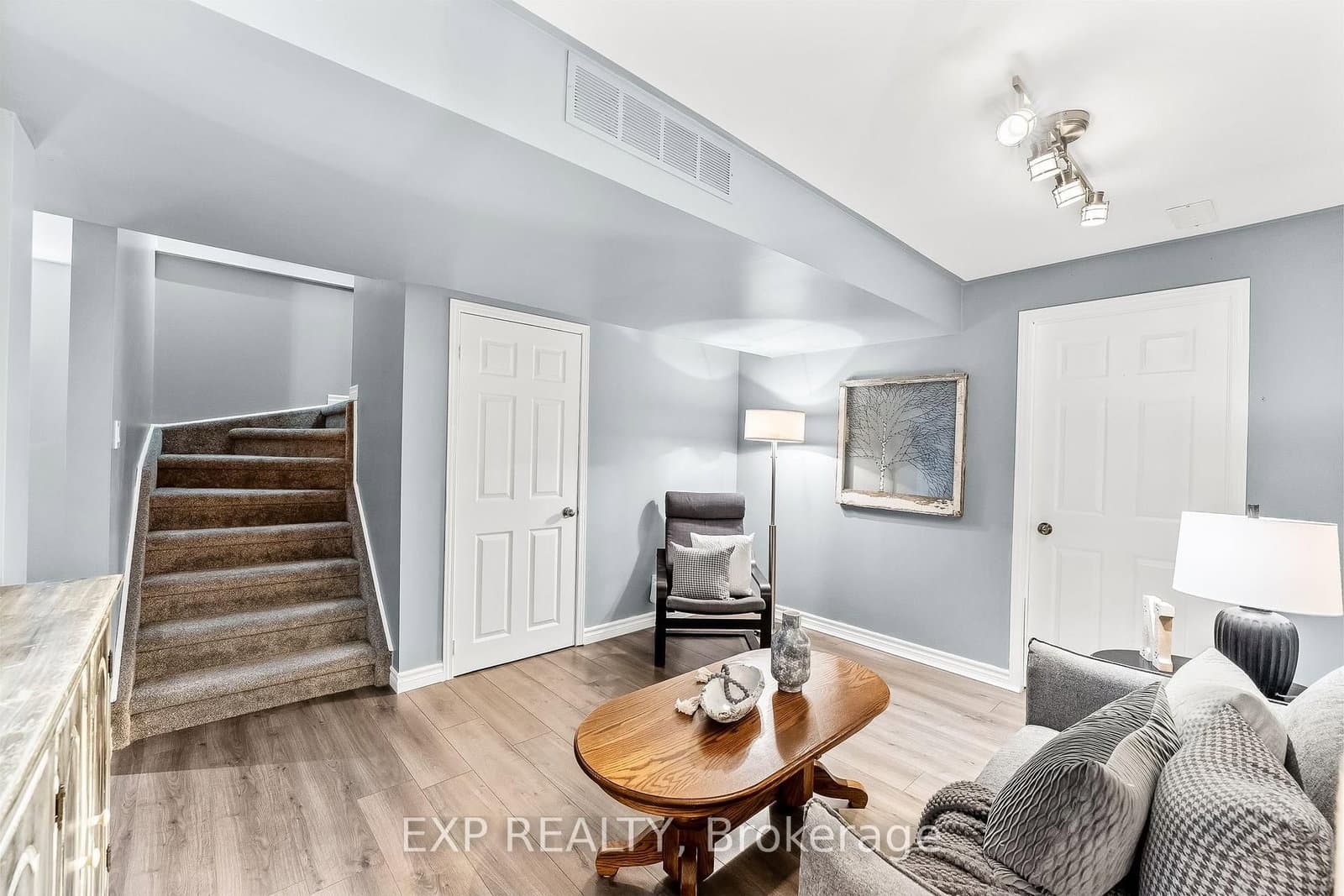 217 High St, Bowmanville - Photo 37 of 40