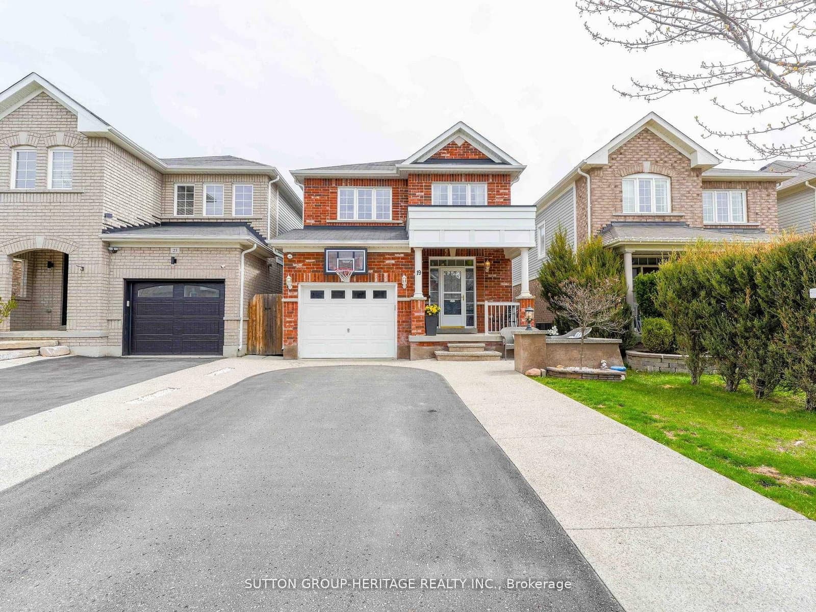 23 Arnold Johnston St, Courtice
