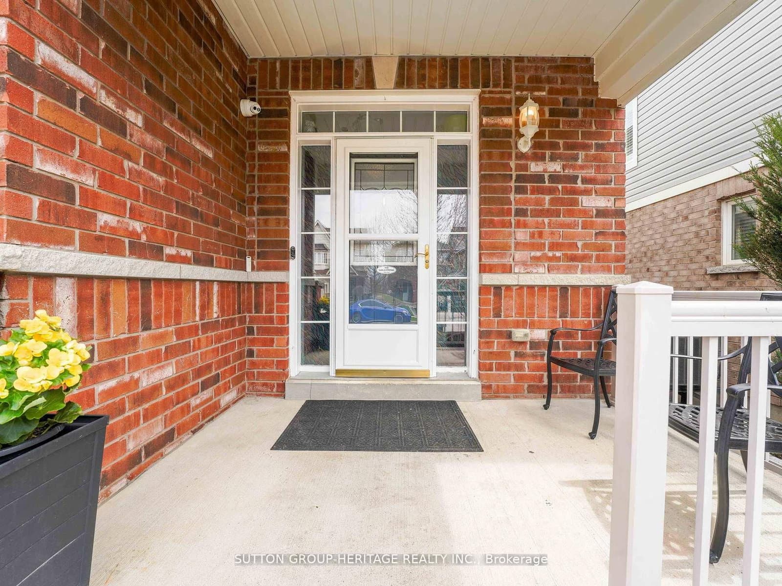 23 Arnold Johnston St, Courtice - Photo 4 of 38