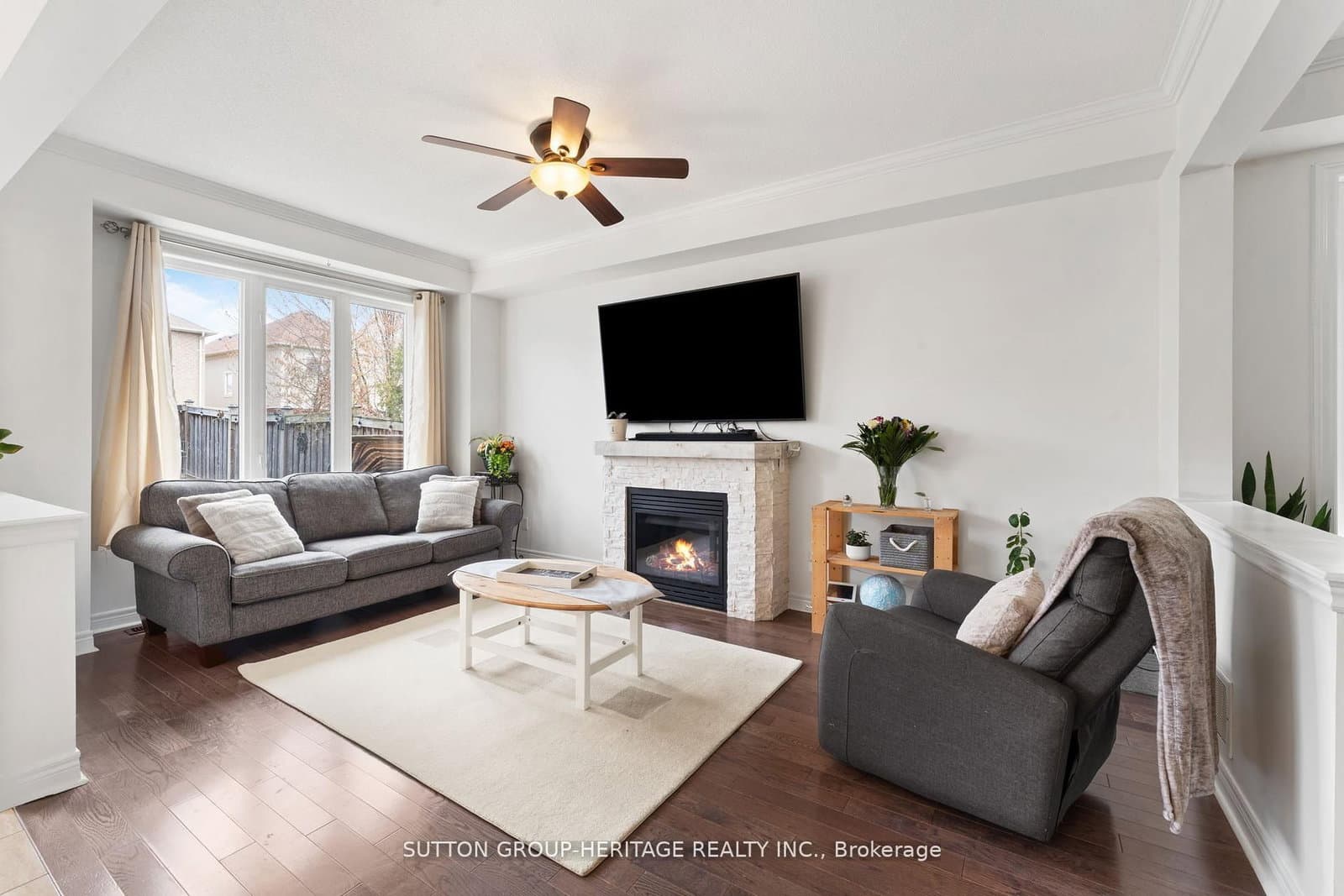 23 Arnold Johnston St, Courtice - Photo 13 of 38
