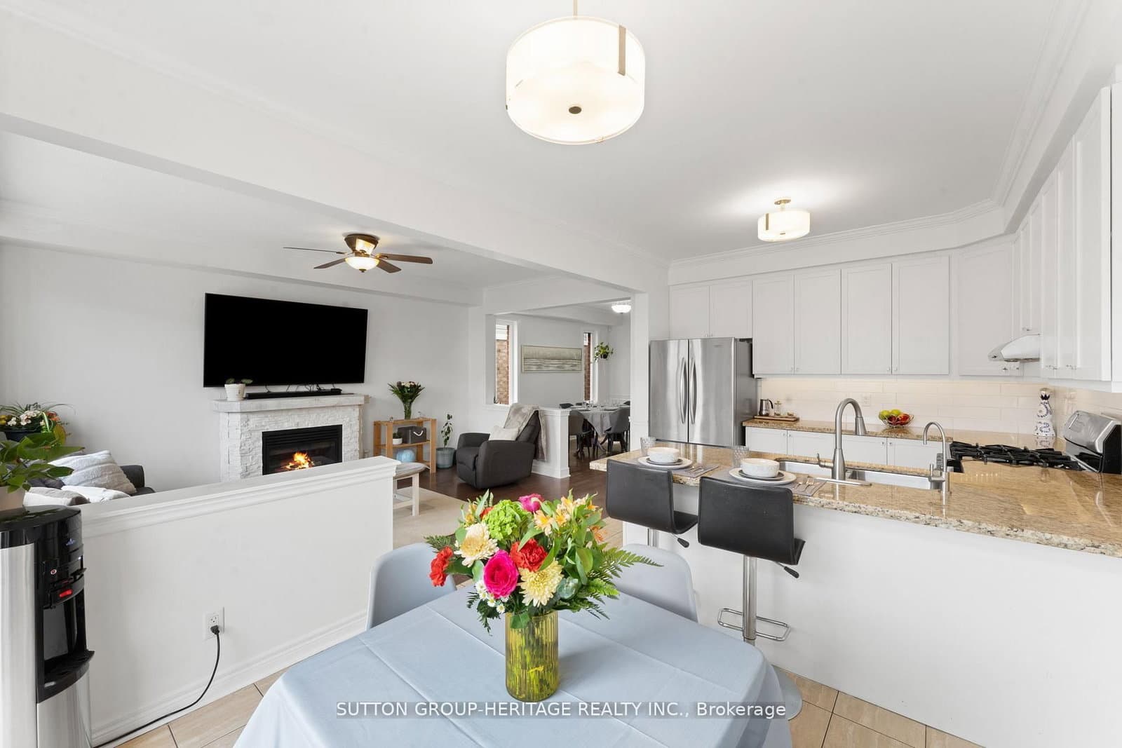 23 Arnold Johnston St, Courtice - Photo 16 of 38