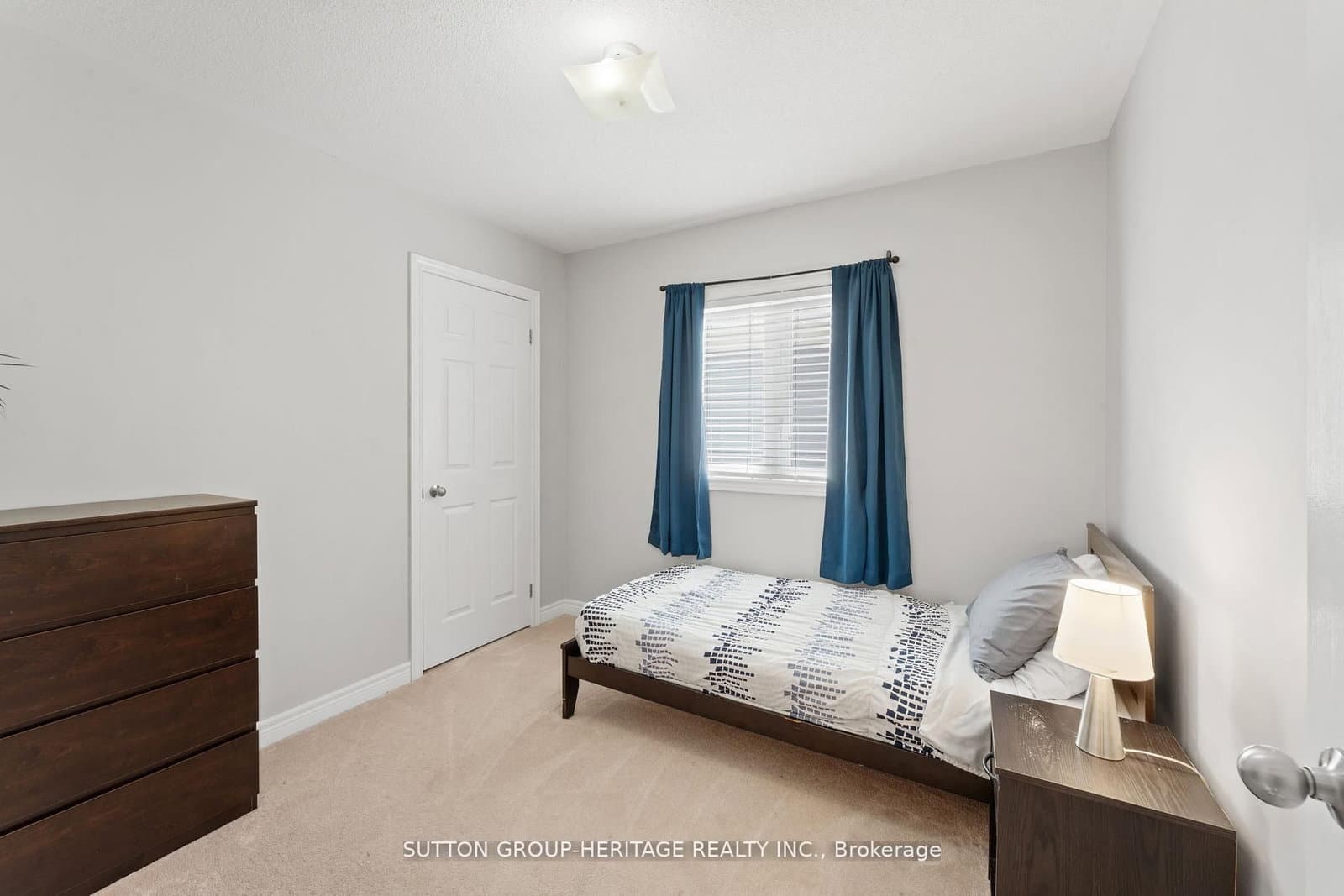 23 Arnold Johnston St, Courtice - Photo 23 of 38