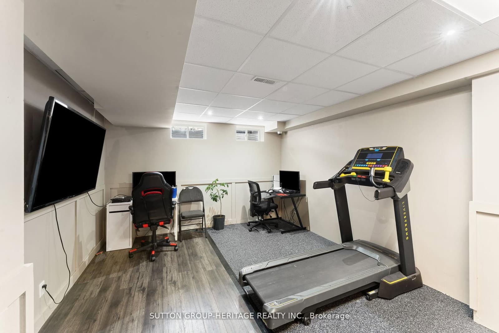 23 Arnold Johnston St, Courtice - Photo 32 of 38