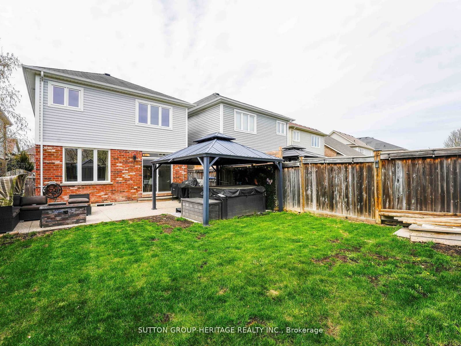 23 Arnold Johnston St, Courtice - Photo 37 of 38