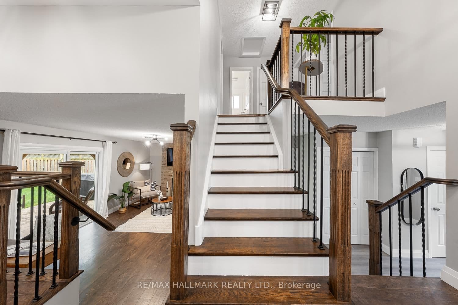 23 Spry Ave, Bowmanville - Photo 9 of 40