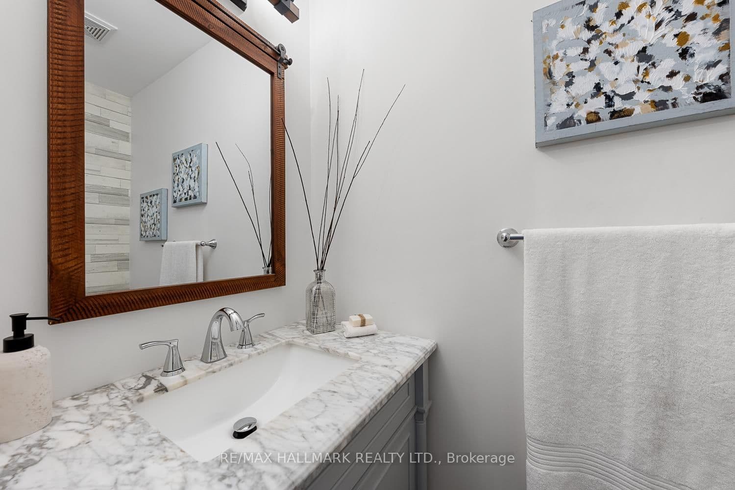 23 Spry Ave, Bowmanville - Photo 19 of 40