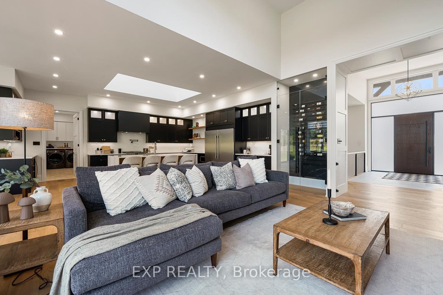 25 Franklin Cres, Whitby - Photo 19 of 40