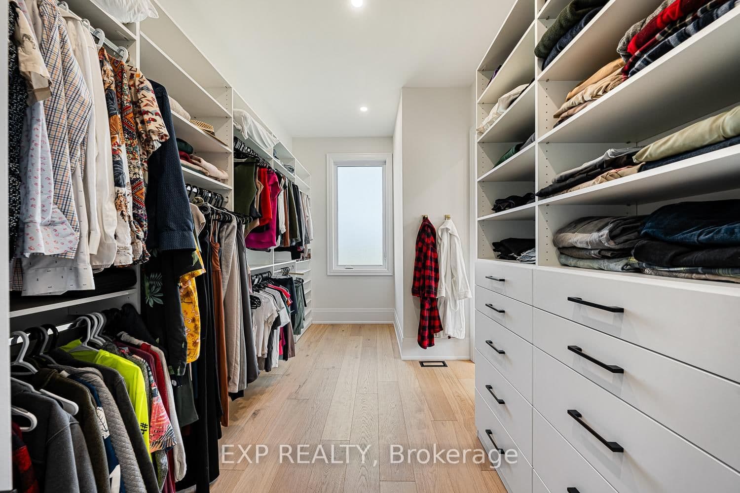 25 Franklin Cres, Whitby - Photo 24 of 40