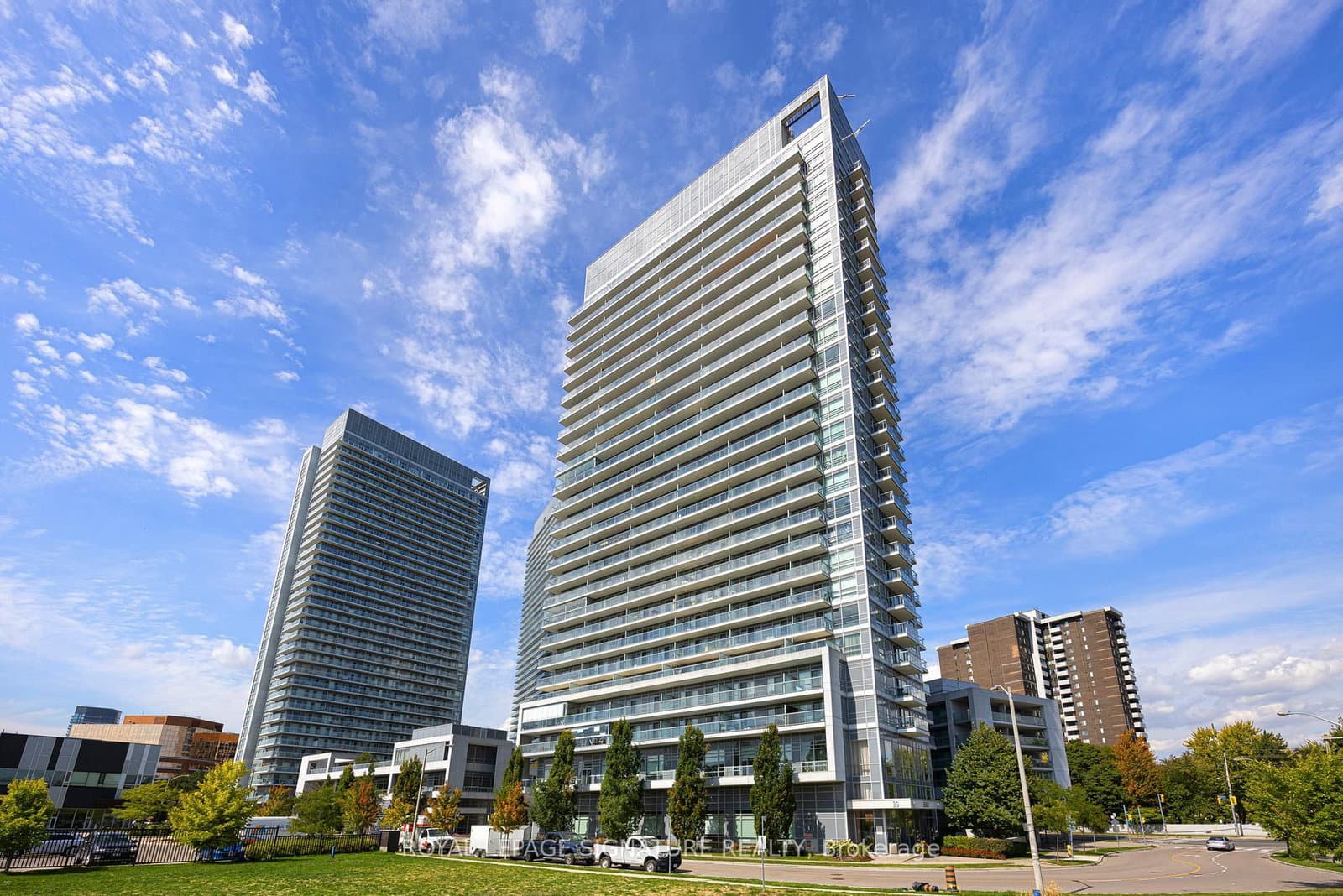 2505-30 Herons Hill Way, Toronto