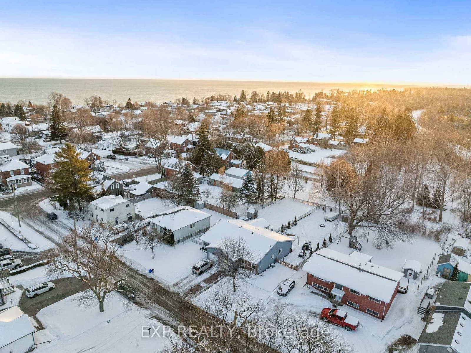 257 Sinclair St, Cobourg - Photo 3 of 40