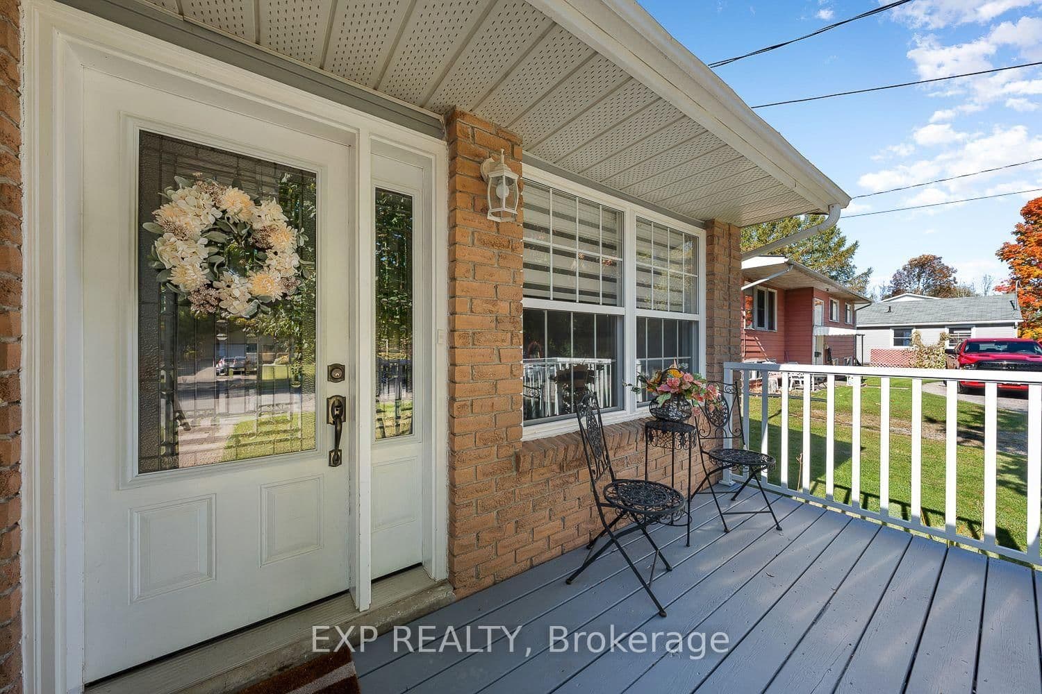 257 Sinclair St, Cobourg - Photo 4 of 40