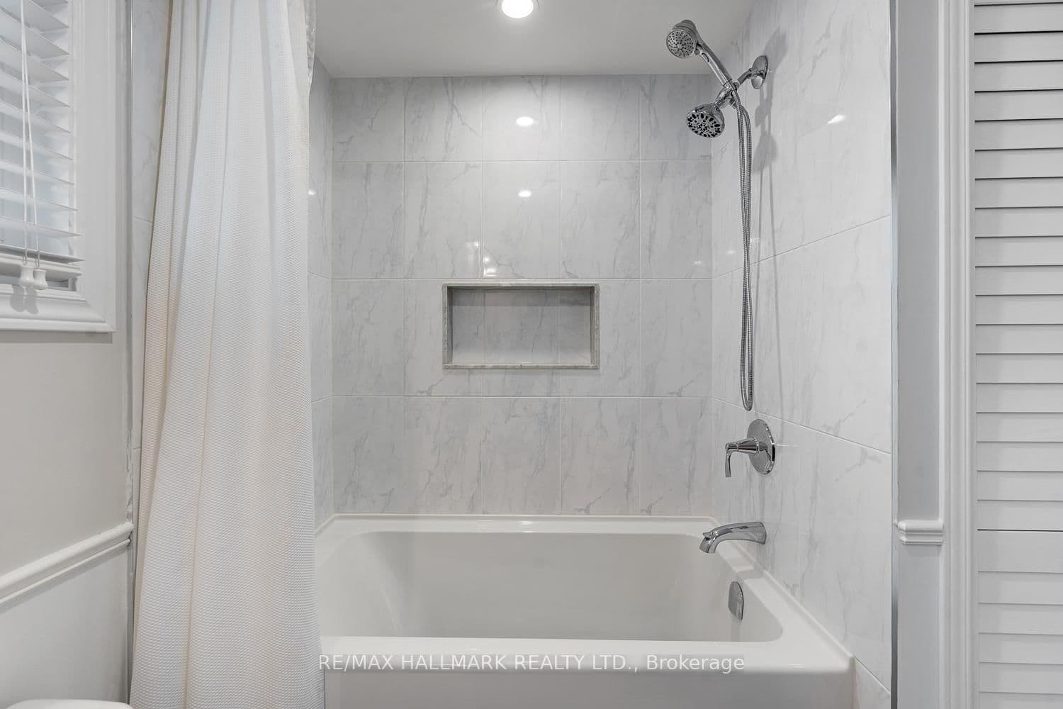 26 Arran Crt, Courtice - Photo 28 of 40
