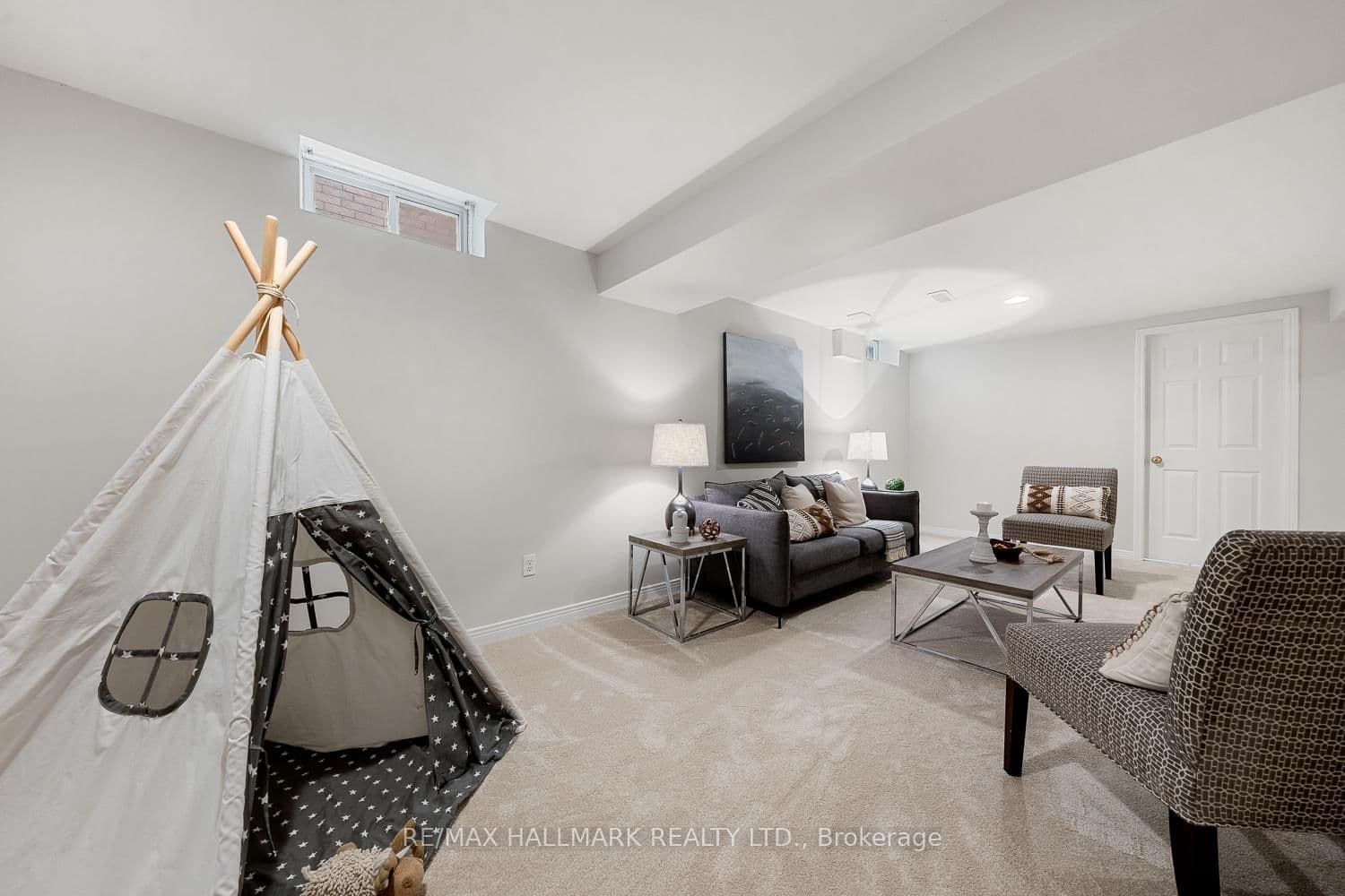26 Arran Crt, Courtice - Photo 31 of 40
