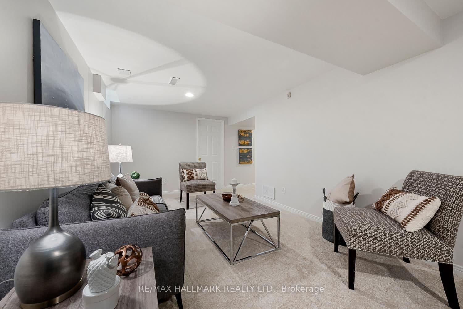 26 Arran Crt, Courtice - Photo 32 of 40