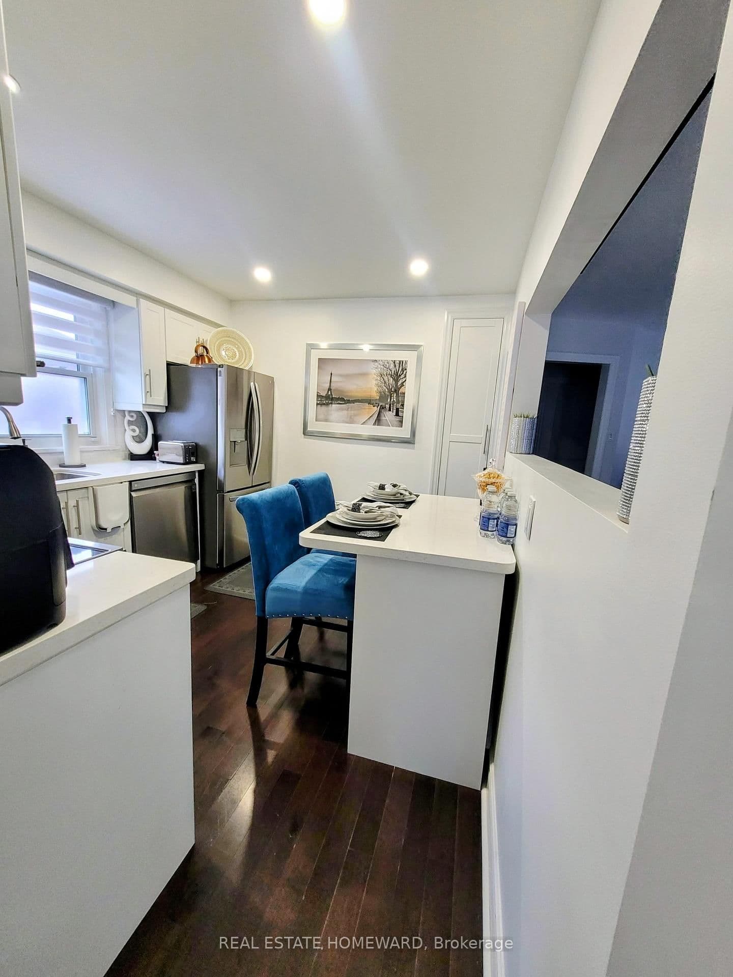 264 Windsor St, Oshawa - Photo 8 of 22