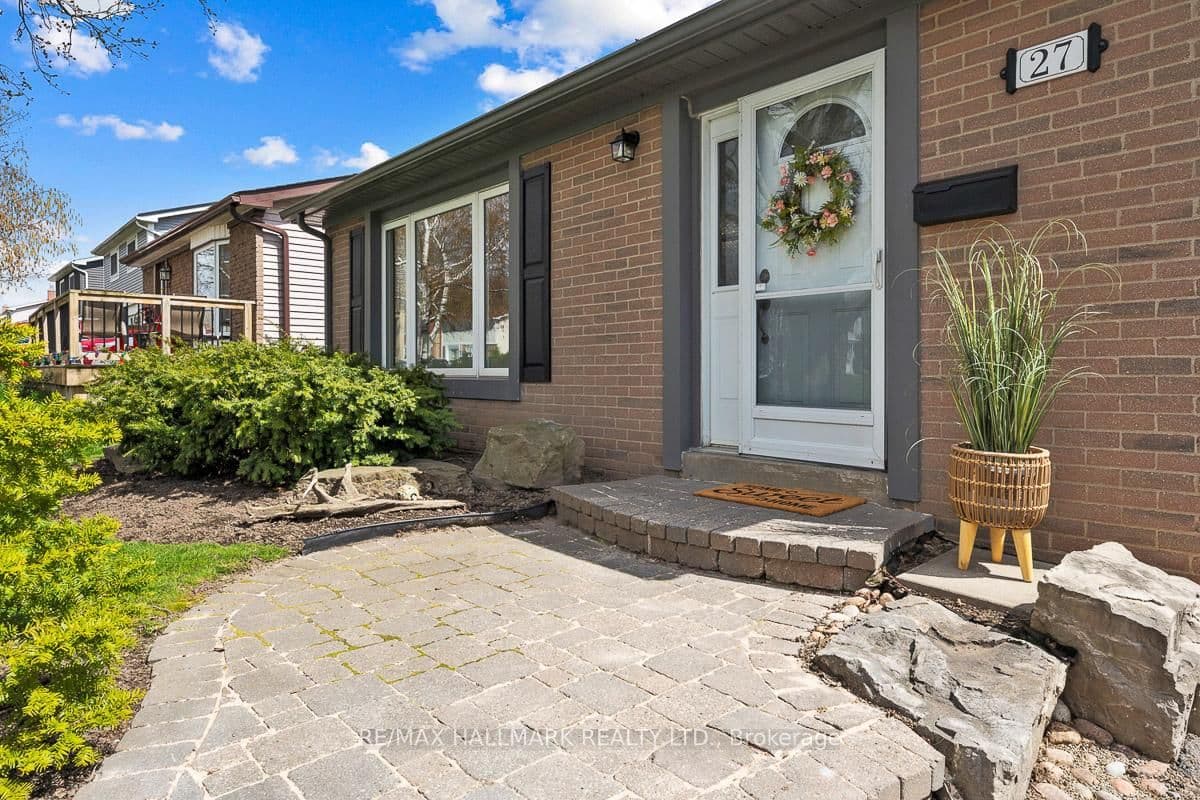 27 Roser Cres, Bowmanville - Photo 4 of 40
