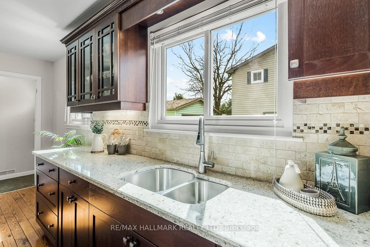 27 Roser Cres, Bowmanville - Photo 11 of 40