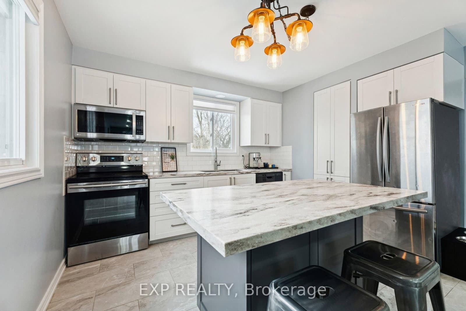 277 Coventry Crt, Oshawa - Photo 17 of 40