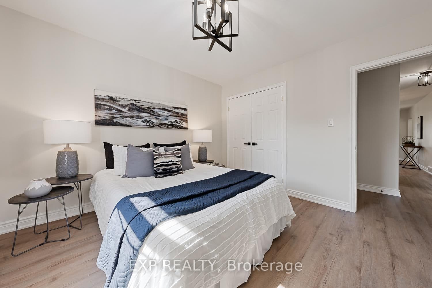 289 Ridgeway Ave, Oshawa - Photo 14 of 40