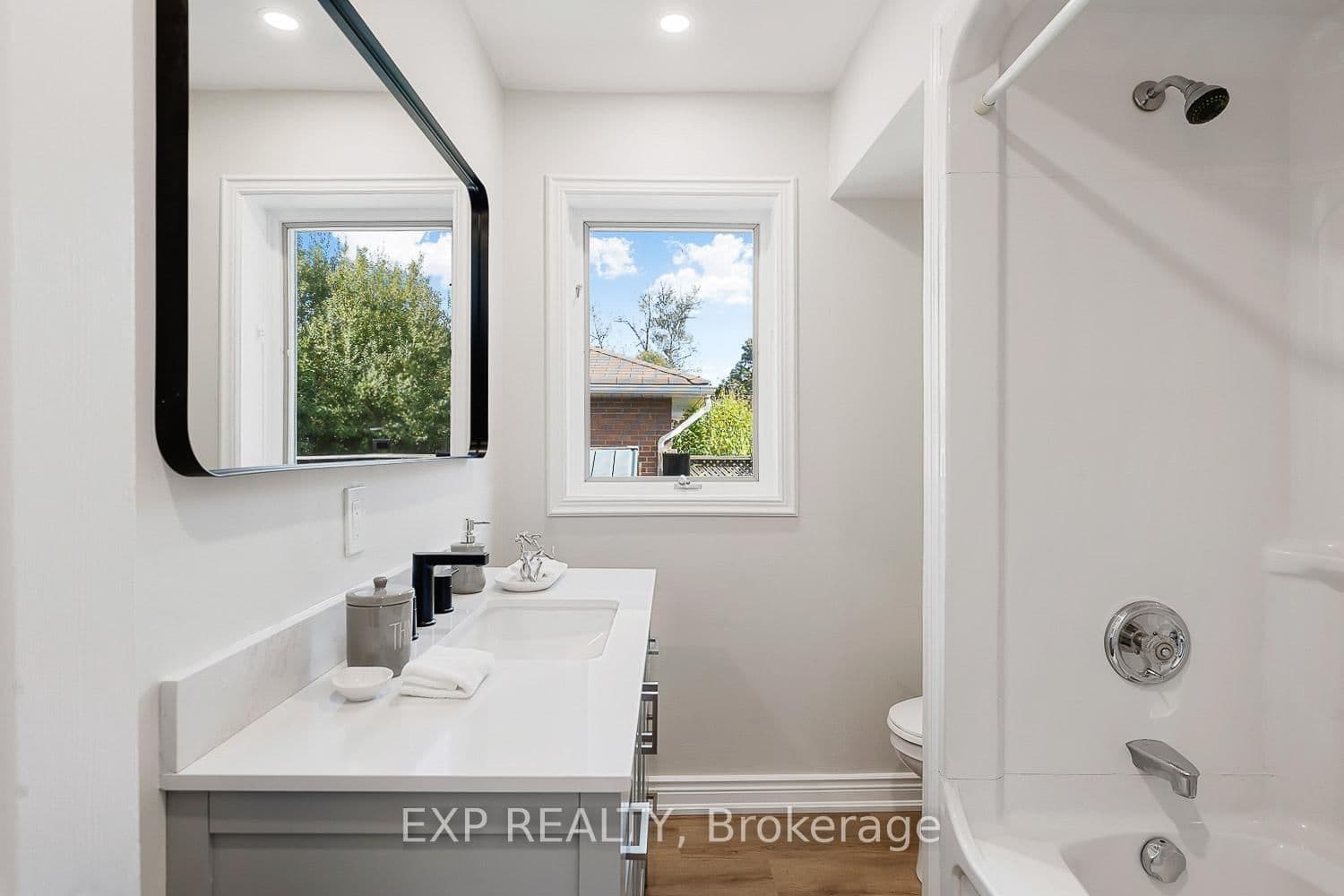 289 Ridgeway Ave, Oshawa - Photo 20 of 40