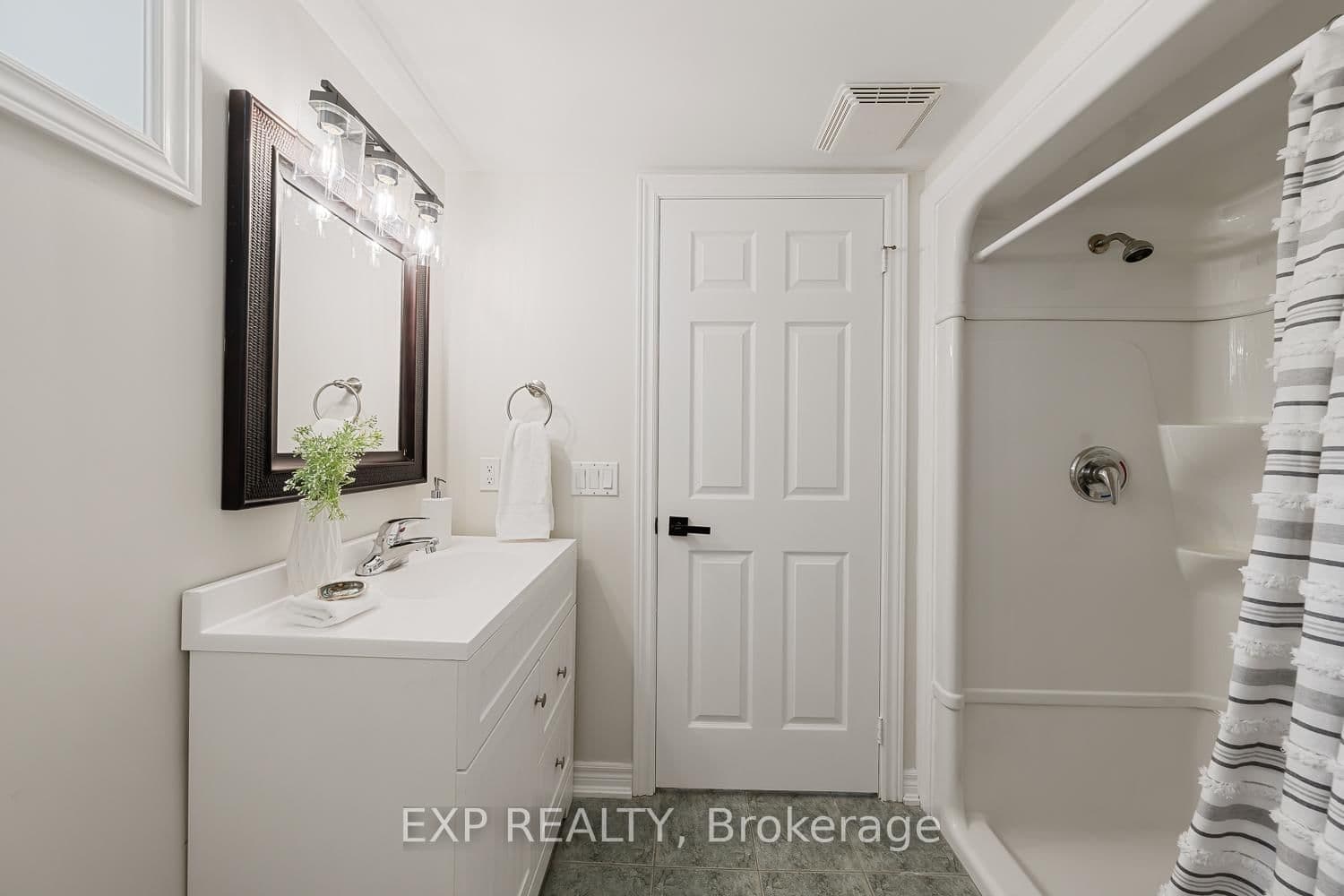 289 Ridgeway Ave, Oshawa - Photo 28 of 40