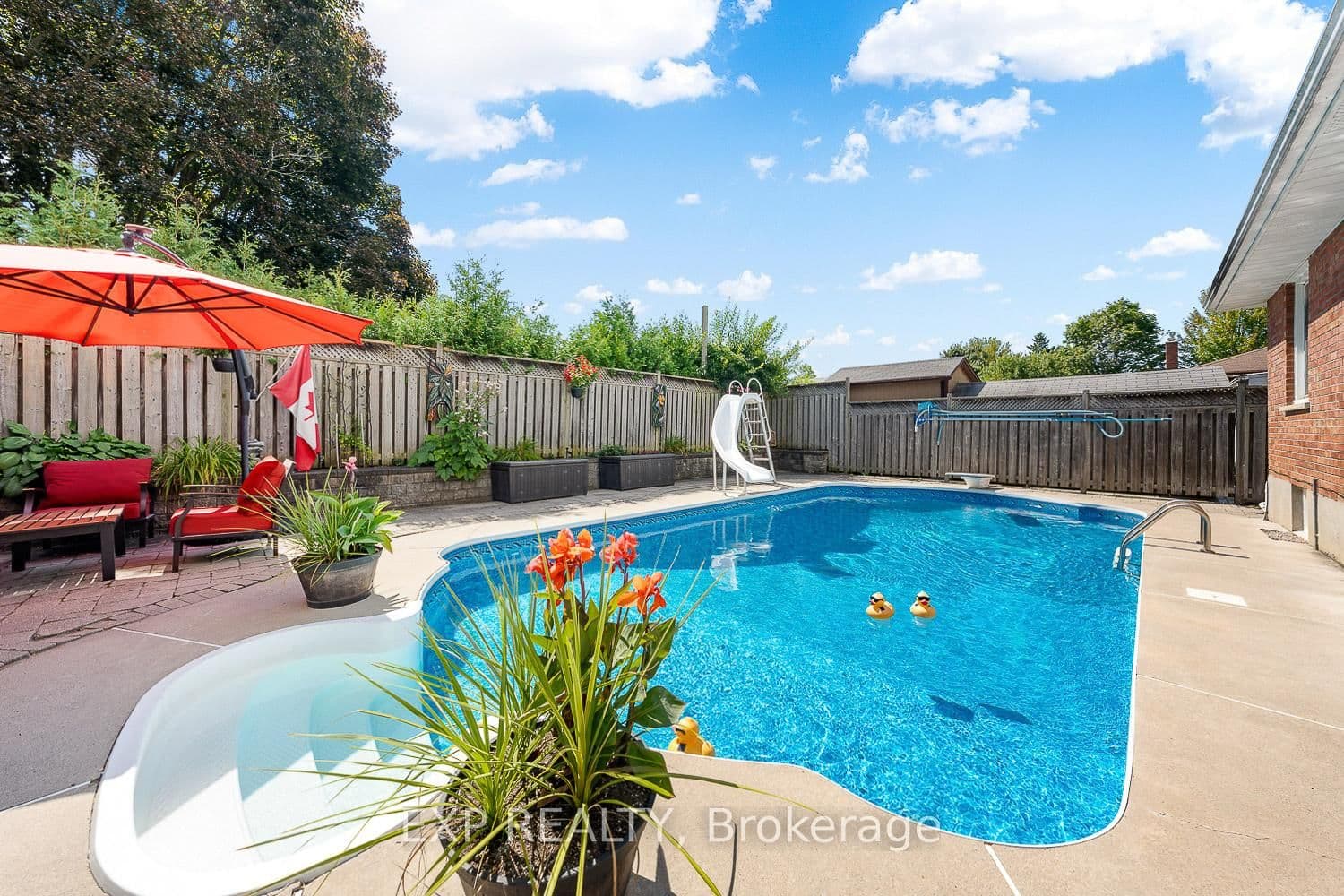 289 Ridgeway Ave, Oshawa - Photo 33 of 40