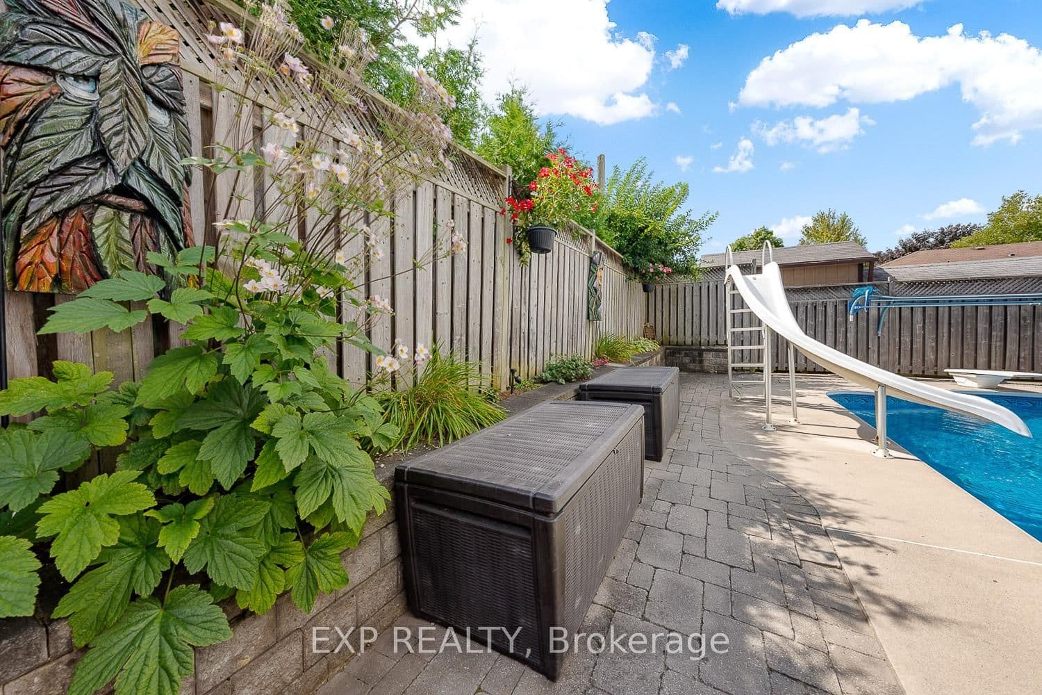 289 Ridgeway Ave, Oshawa - Photo 35 of 40