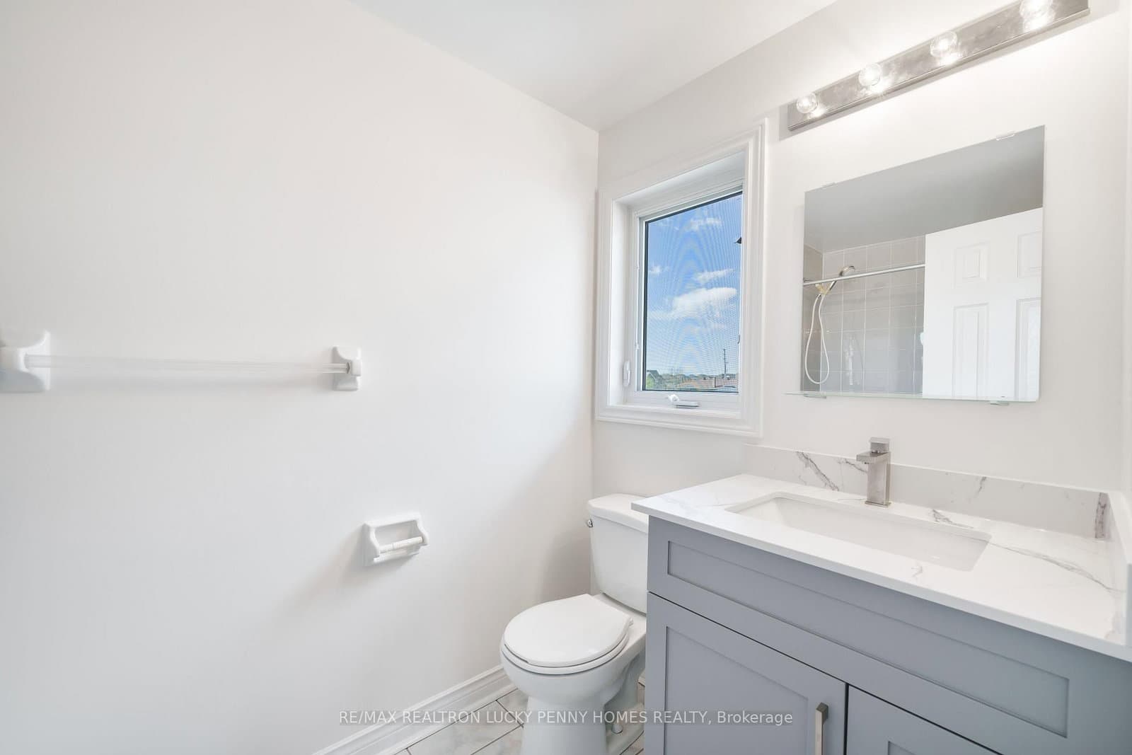 29 Wabbokish Crt, Courtice - Photo 14 of 27