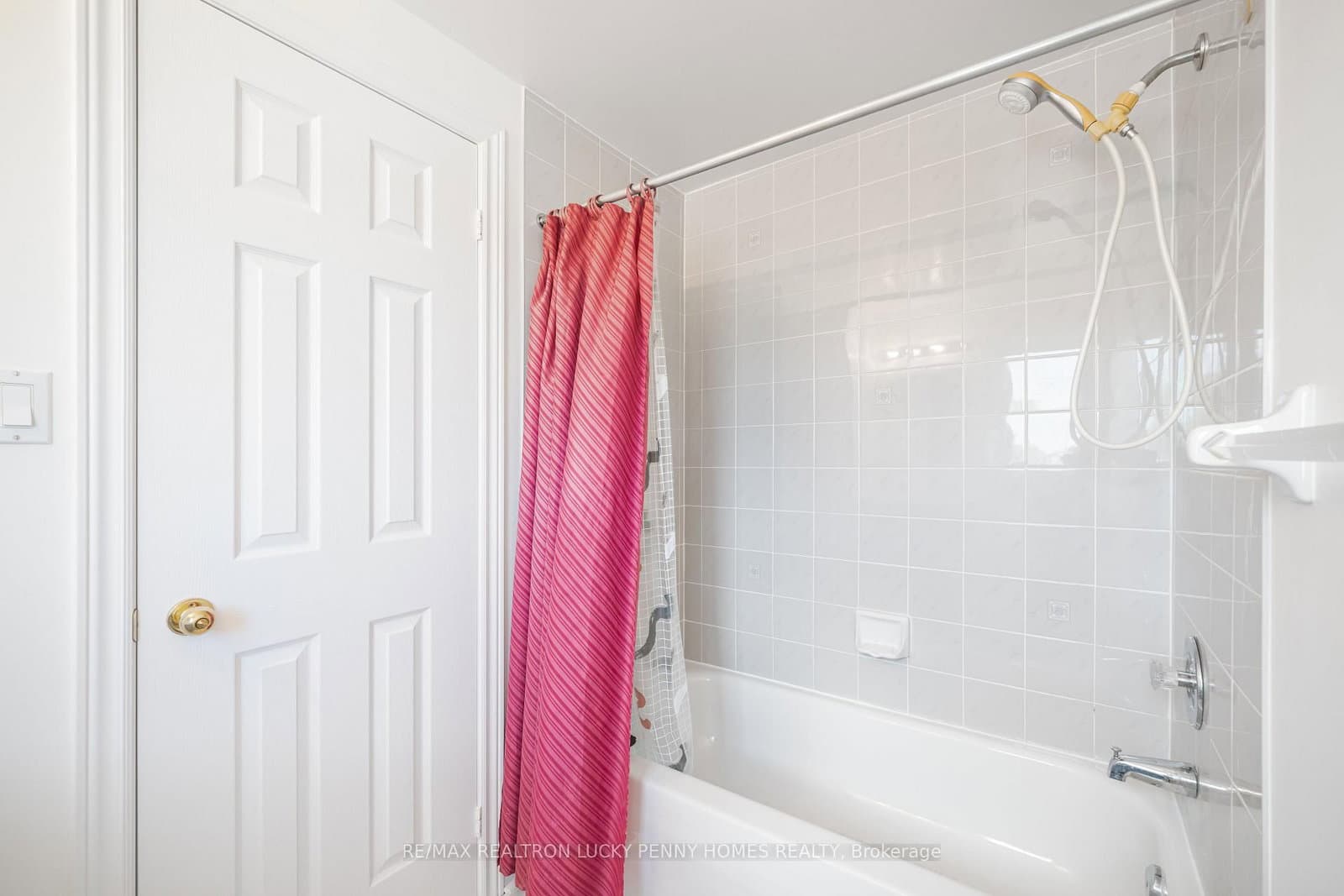 29 Wabbokish Crt, Courtice - Photo 16 of 27