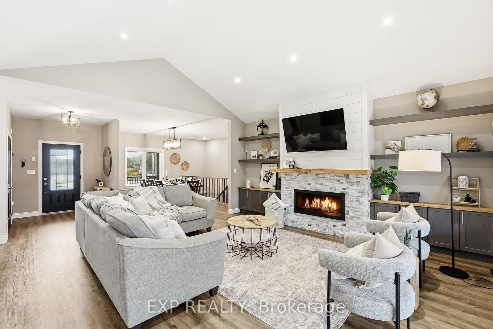 2939 Rundle Rd, Bowmanville - Photo 9 of 40