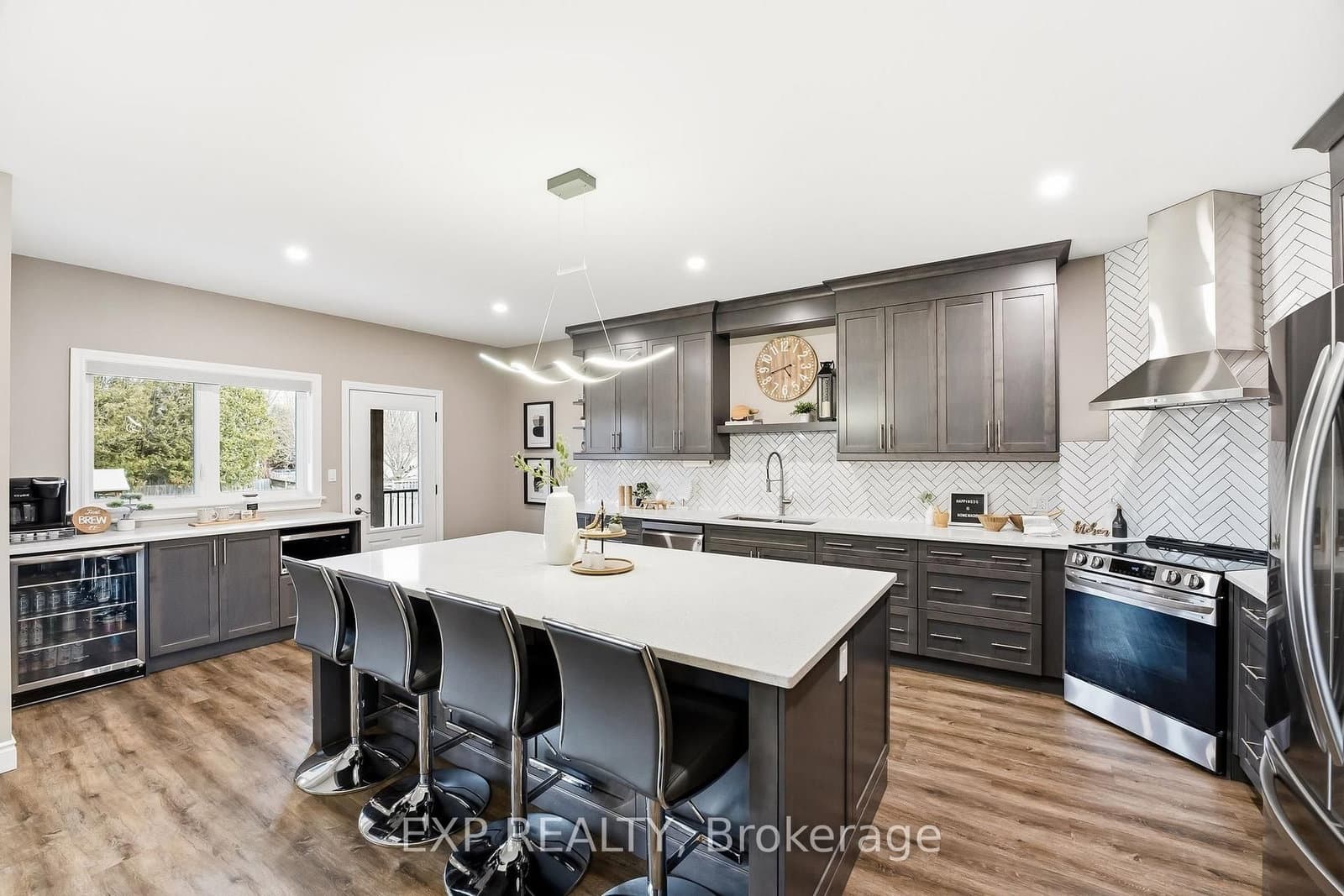 2939 Rundle Rd, Bowmanville - Photo 11 of 40