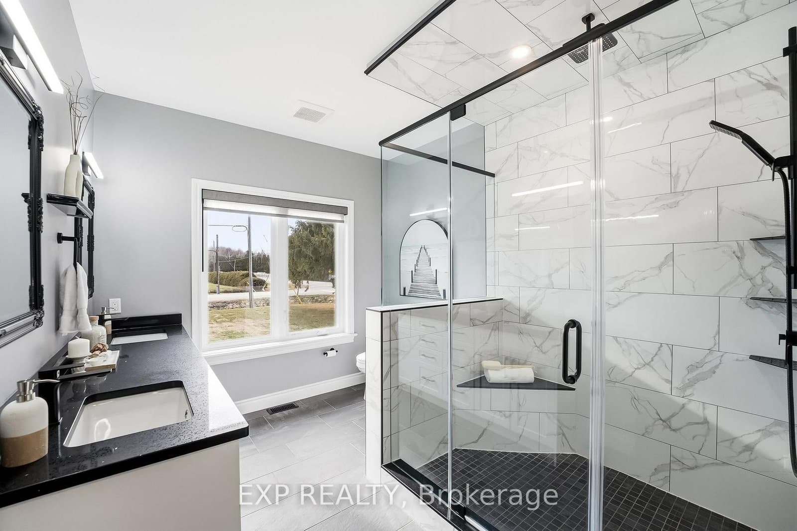 2939 Rundle Rd, Bowmanville - Photo 25 of 40