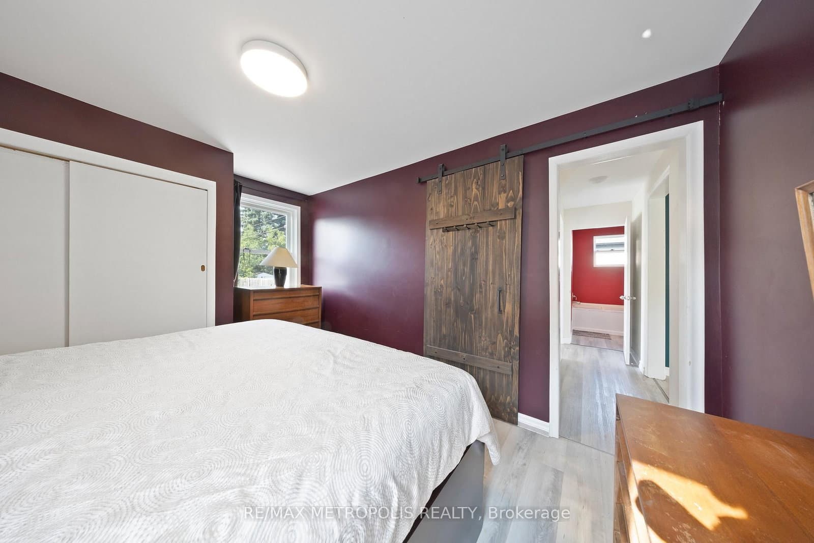 300 Ballard St, Oshawa - Photo 15 of 19