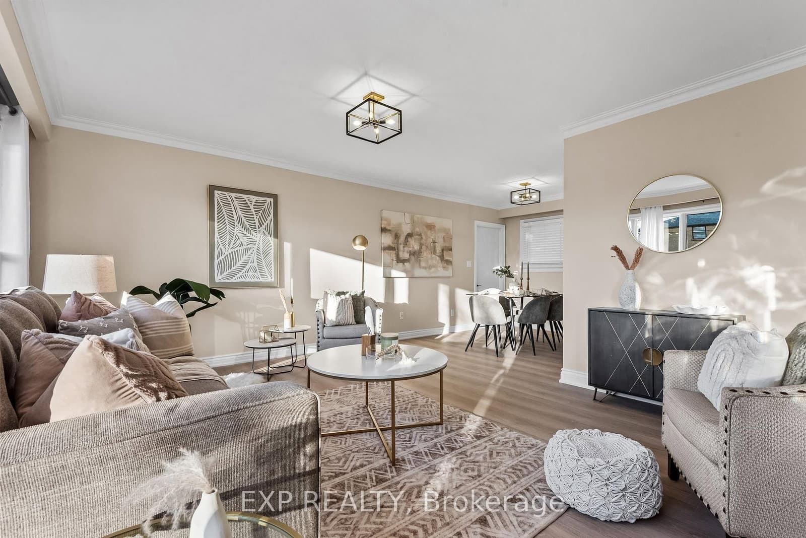 383 Windsor St, Oshawa - Photo 6 of 40