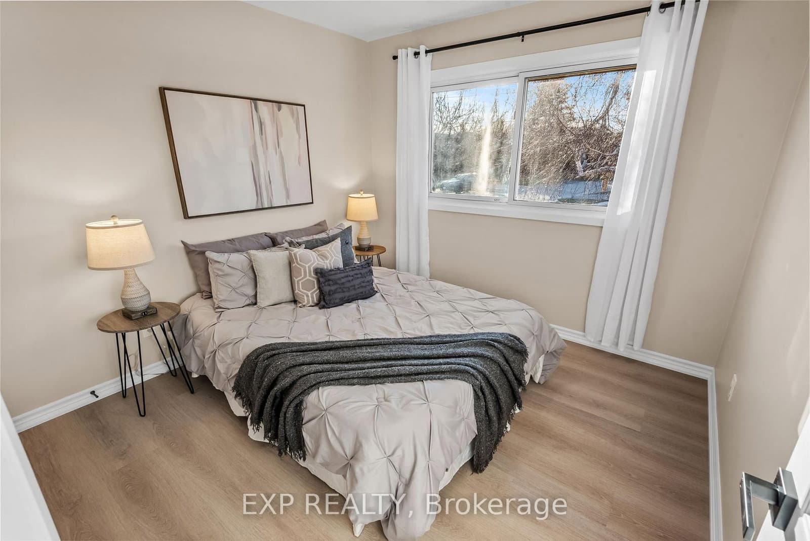 383 Windsor St, Oshawa - Photo 15 of 40