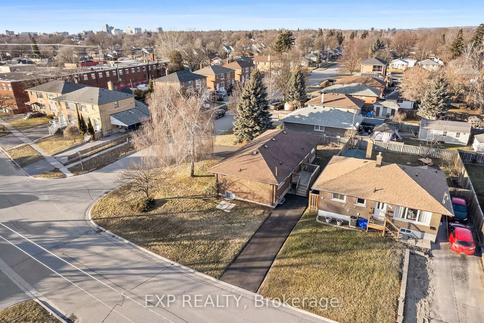 383 Windsor St, Oshawa - Photo 20 of 40